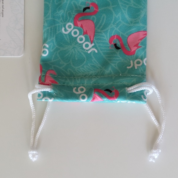 EUC like new Goodr box and eyeglass bag - Picture 2 of 7